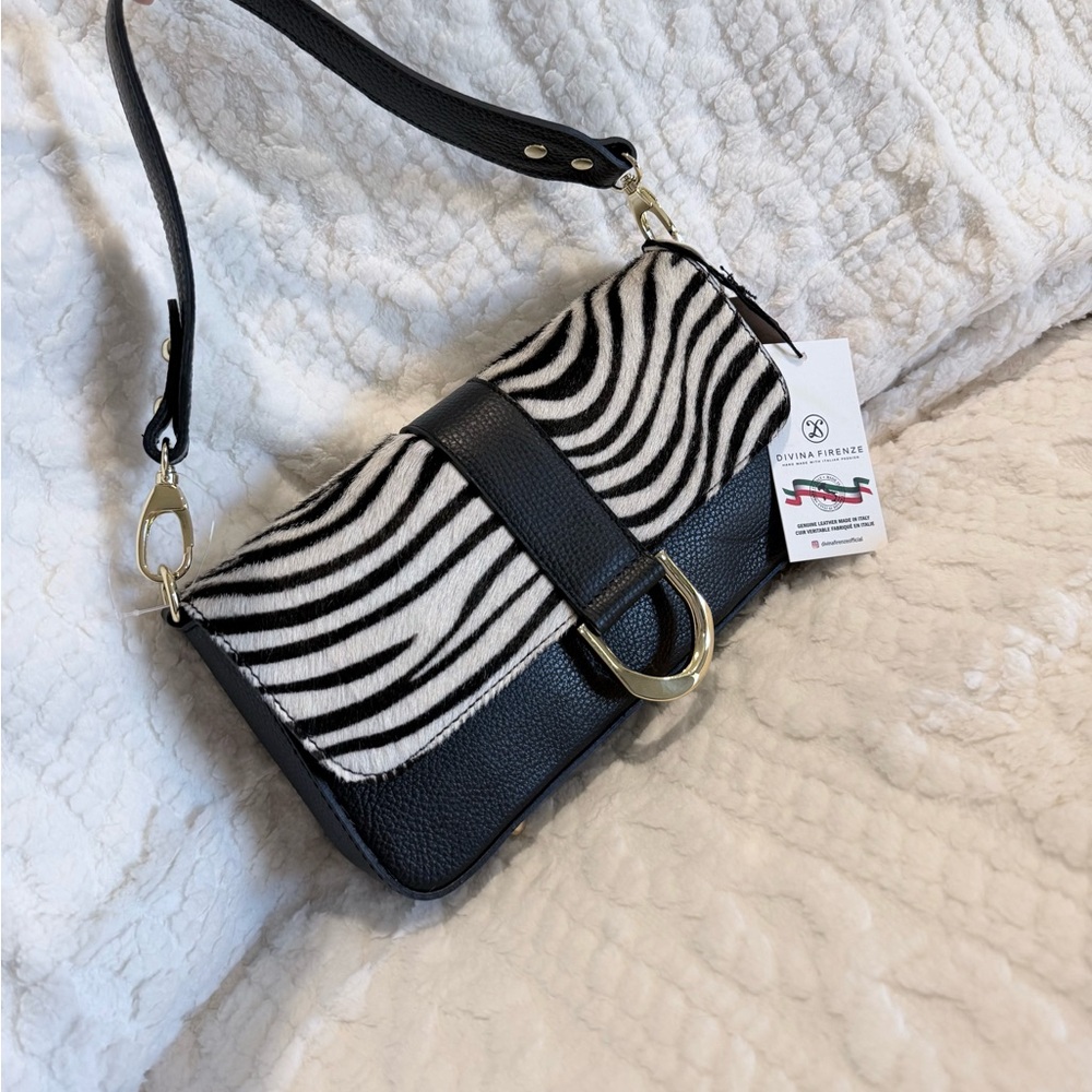 Beautiful Italian Bag from Genuine pebbled leather NWT
